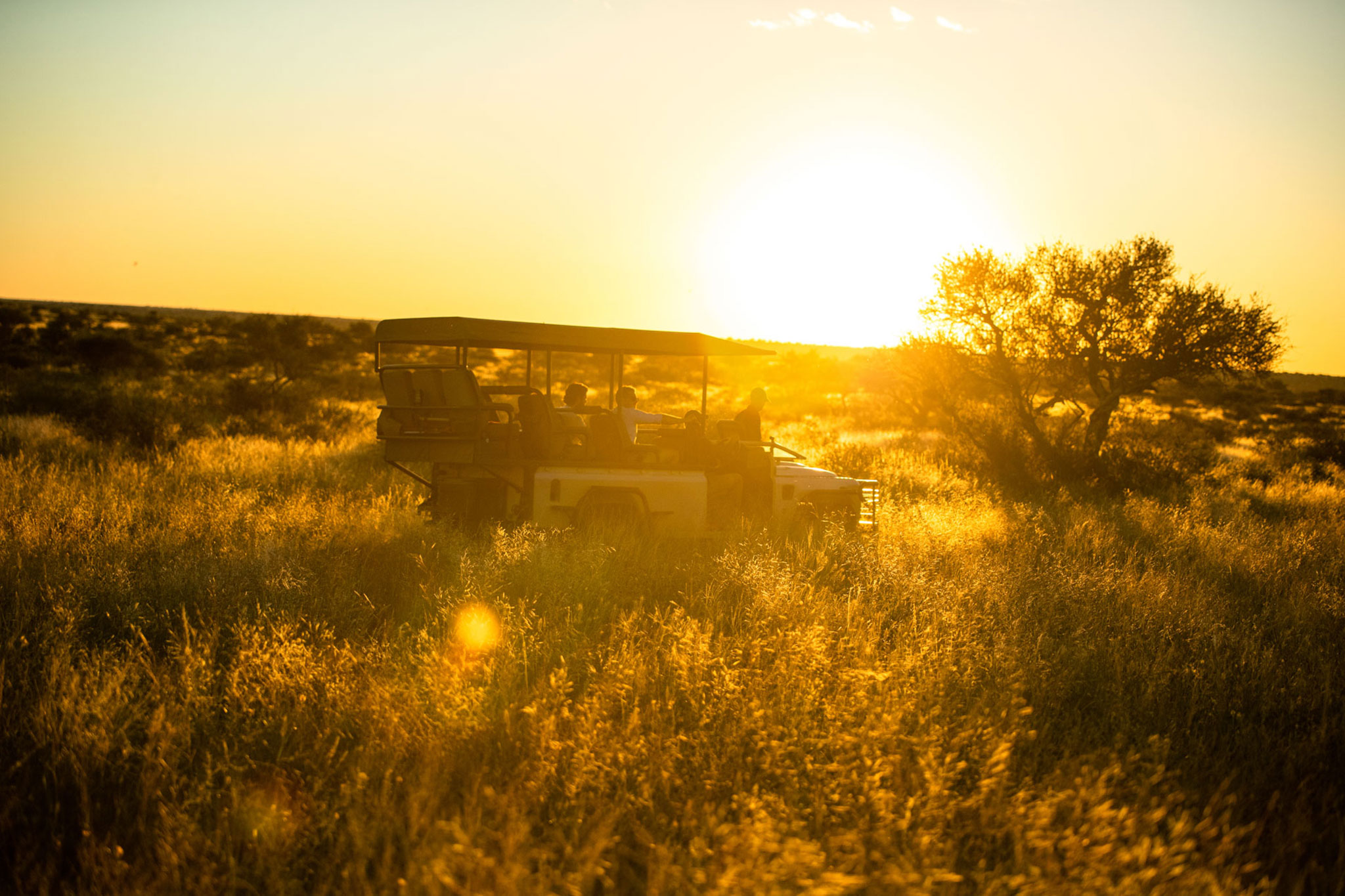 tswalu-kalahari-activities-game-drive-sunsets-01 Sunset on safari at Tswalu Private Game Reserve